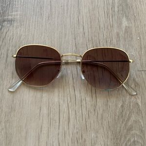 Metal frame sunglasses